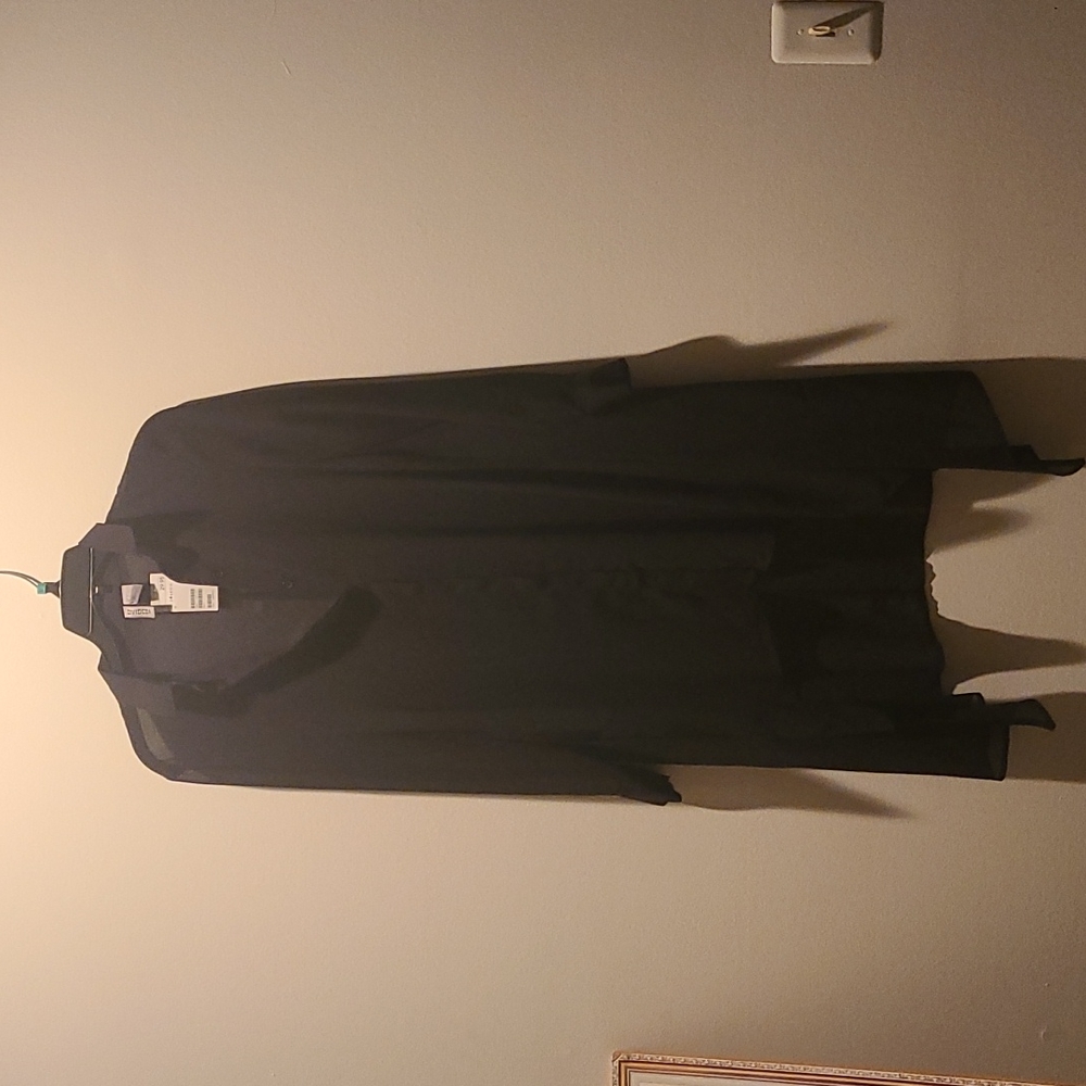 Dividco black sheet tunic with buttons